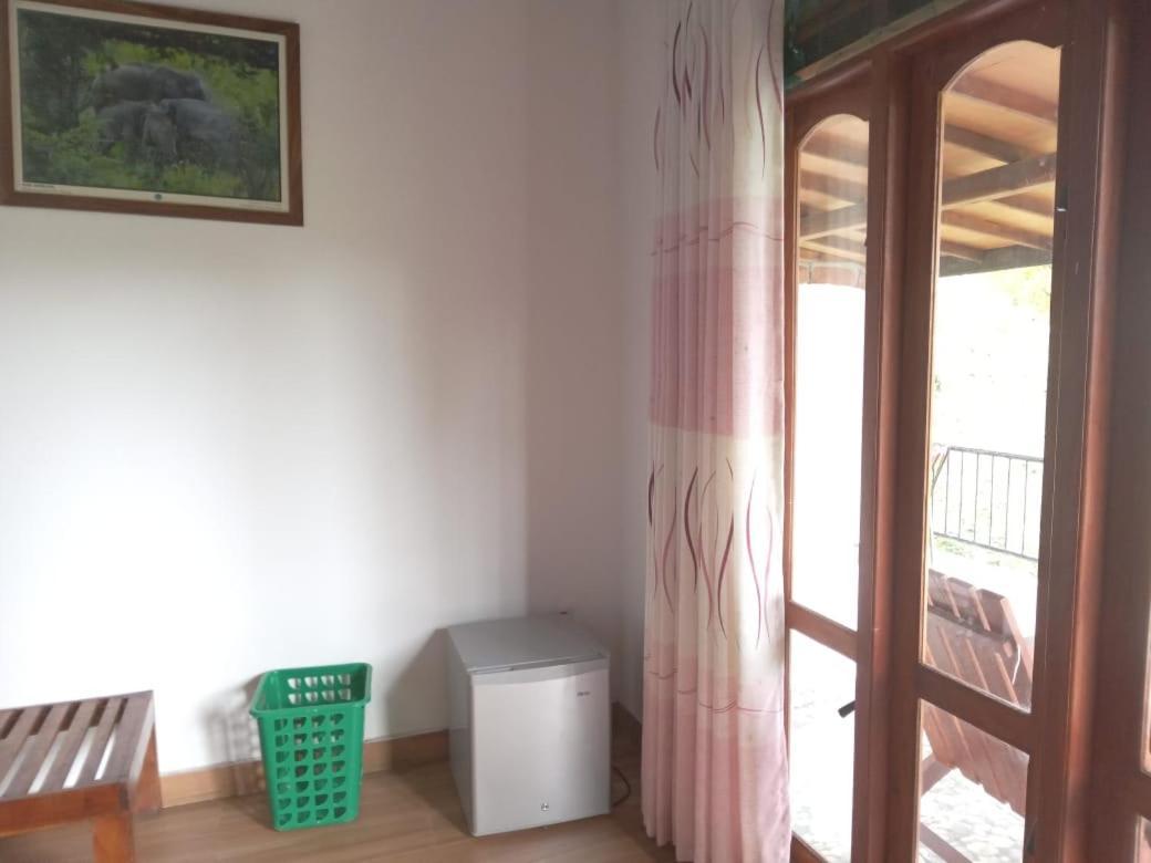 Divine View Homestay Элла Экстерьер фото