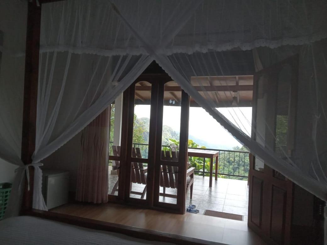 Divine View Homestay Элла Экстерьер фото