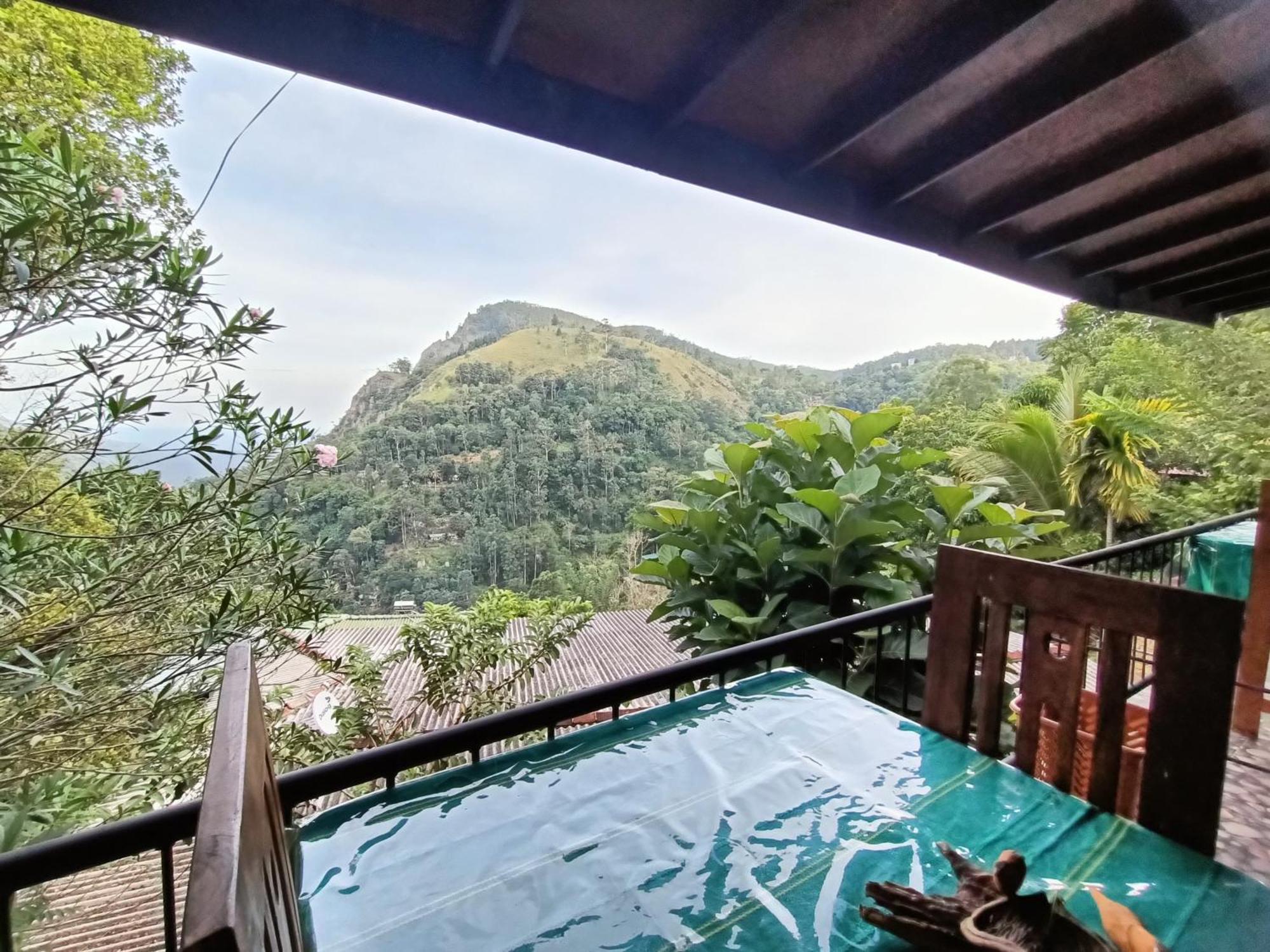 Divine View Homestay Элла Экстерьер фото