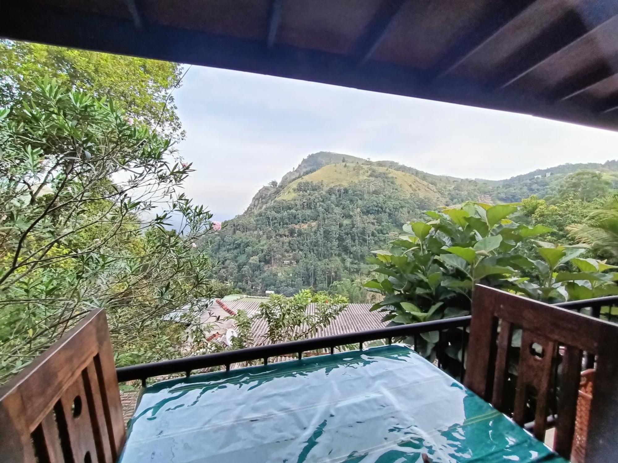 Divine View Homestay Элла Экстерьер фото