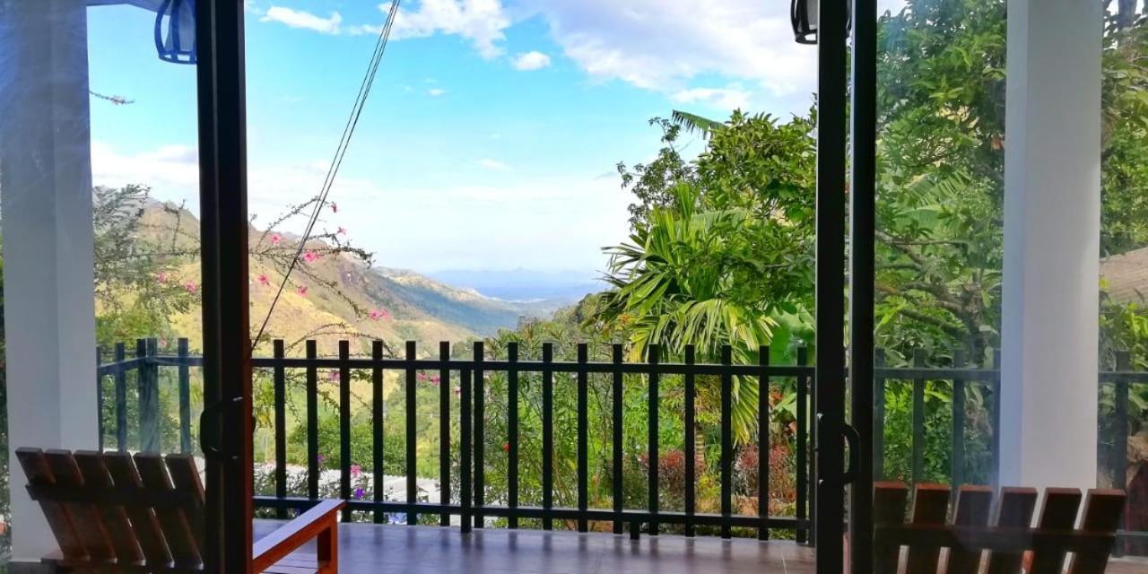 Divine View Homestay Элла Экстерьер фото